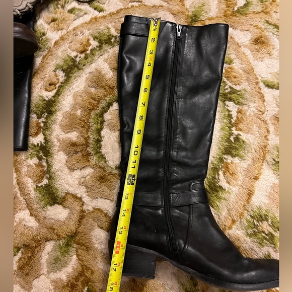 Black tall dressy leather boots. (Purchased at Browns) - Picture 6 of 7